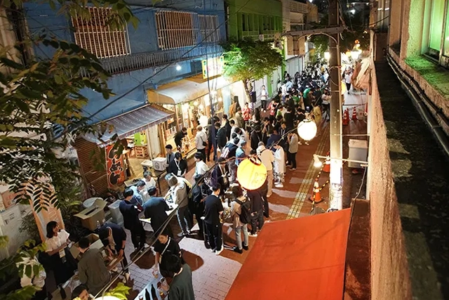 コザ・パルミラ通り